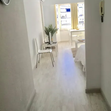 Centro Sin Reformar Super Precio * Τορρεμολίνος